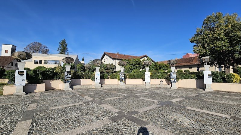Cerkev Kristusovega učlovečenja - dodatna slika