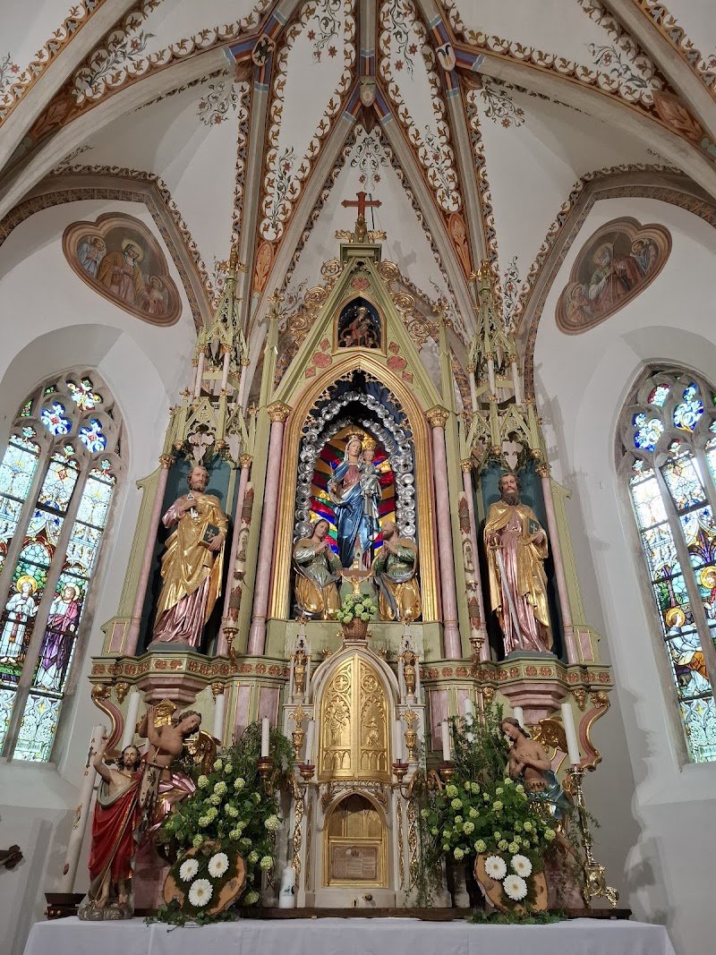 Cerkev Marije Snežne - dodatna slika