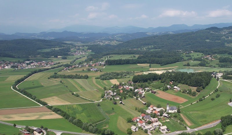 Cerkev Marije kraljice angelov - dodatna slika