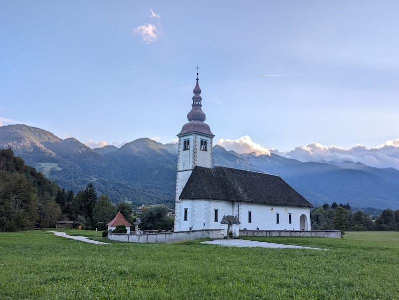 Cerkev Roženvenske Marije