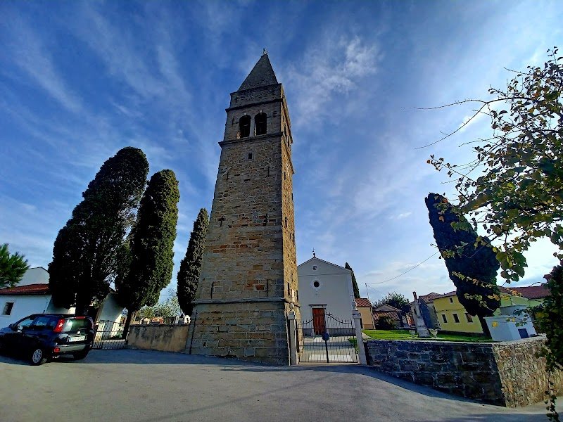 Cerkev Rožnovenske Matere Božje