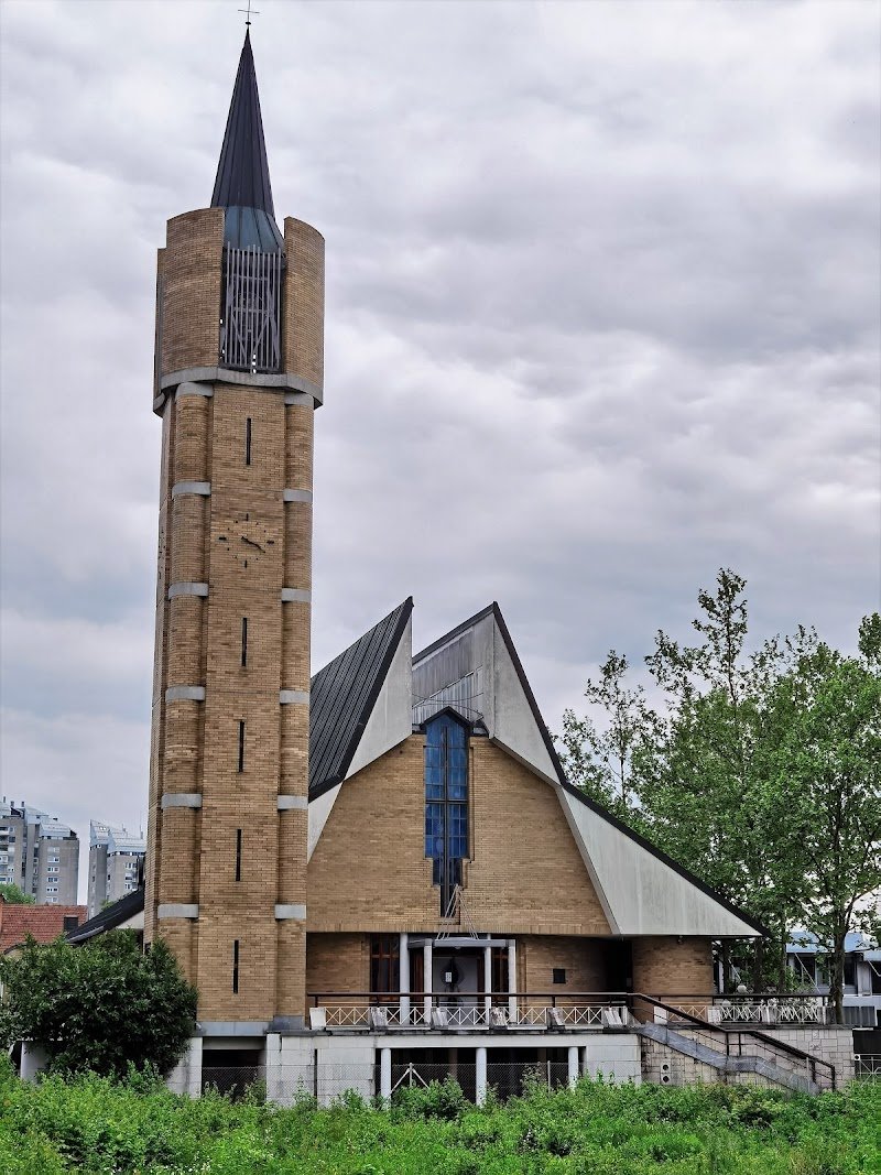 Cerkev Sv. Duha