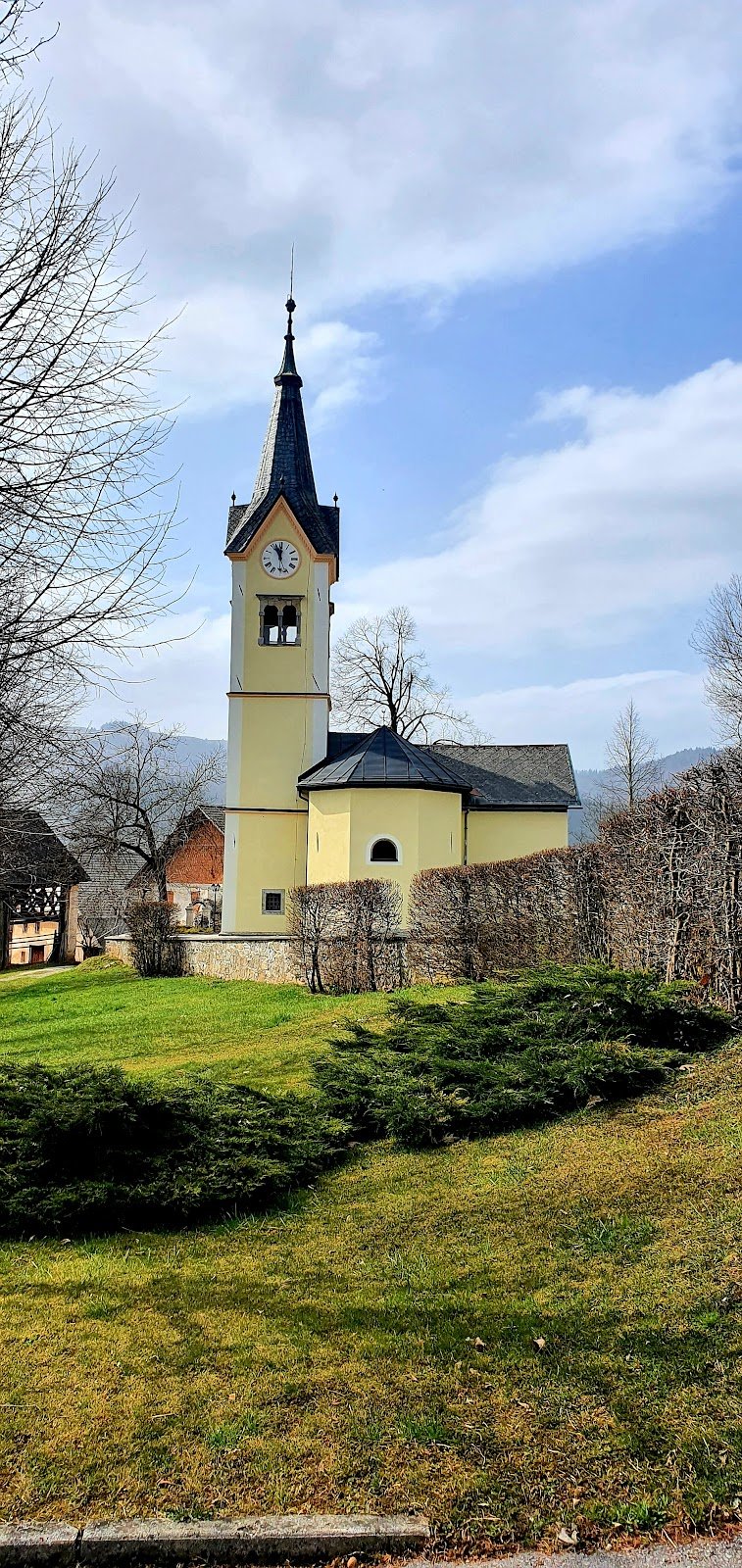 Cerkev Sv. Lenarta