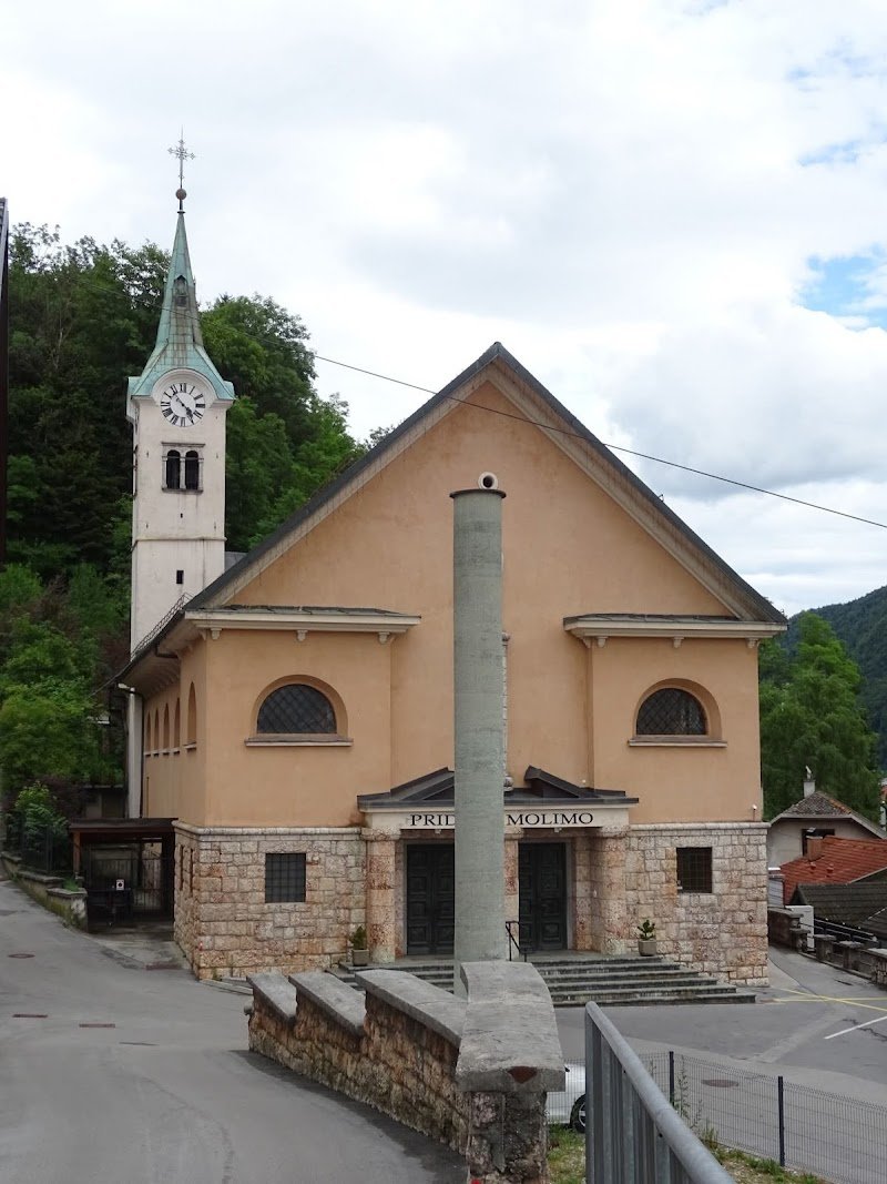 Cerkev Sv. Lenarta