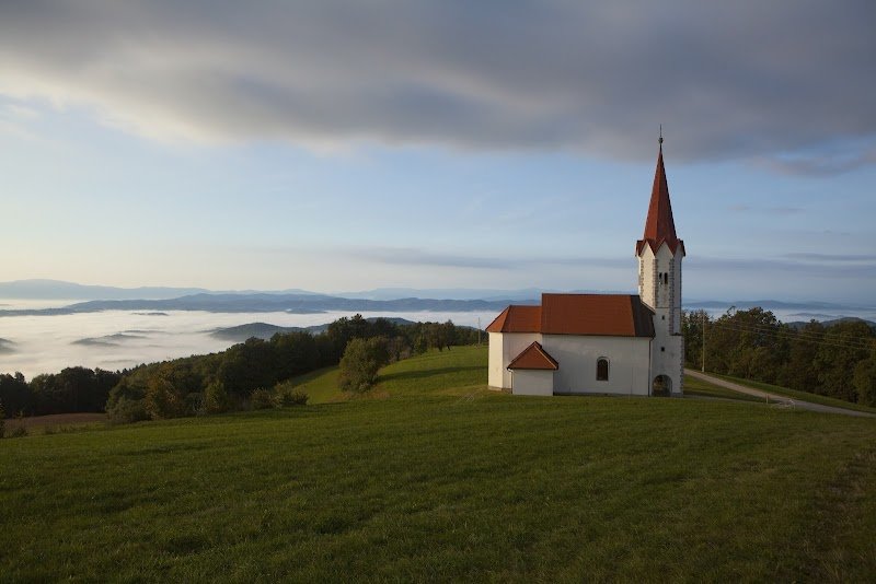 Cerkev Žalostne Matere Božje - dodatna slika