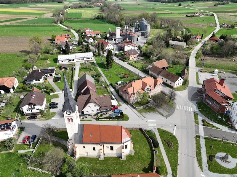 Cerkev Žalostne Matere Božje - dodatna slika