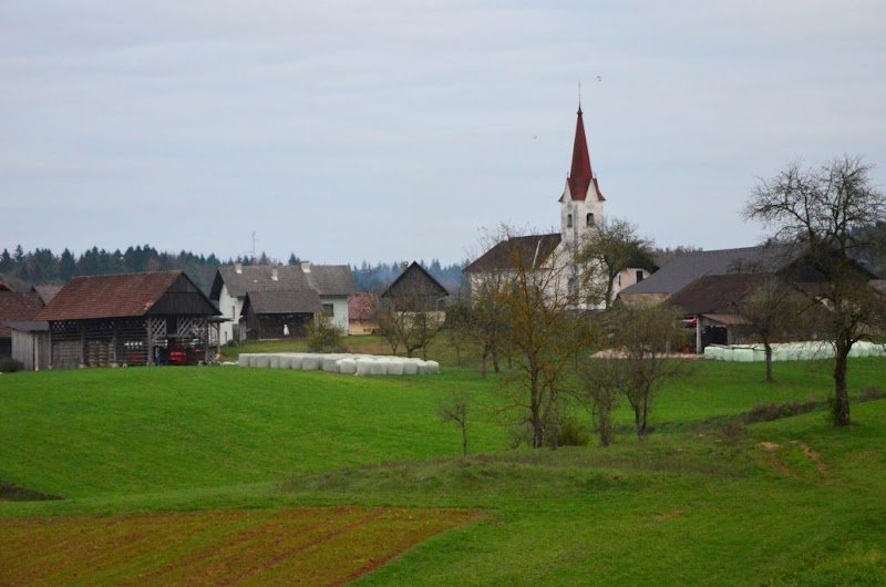 Cerkev sv. Neža