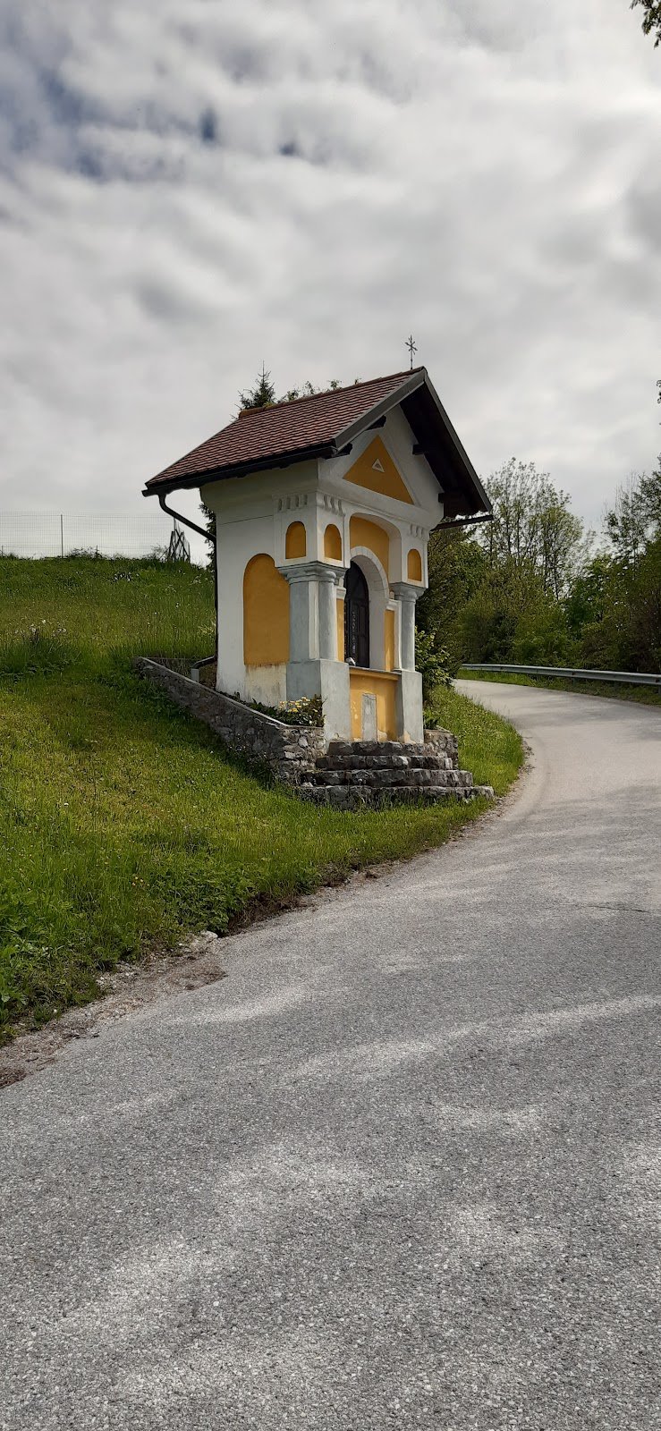 Cerkev sv. Ožbolta in Marije Snežne - dodatna slika
