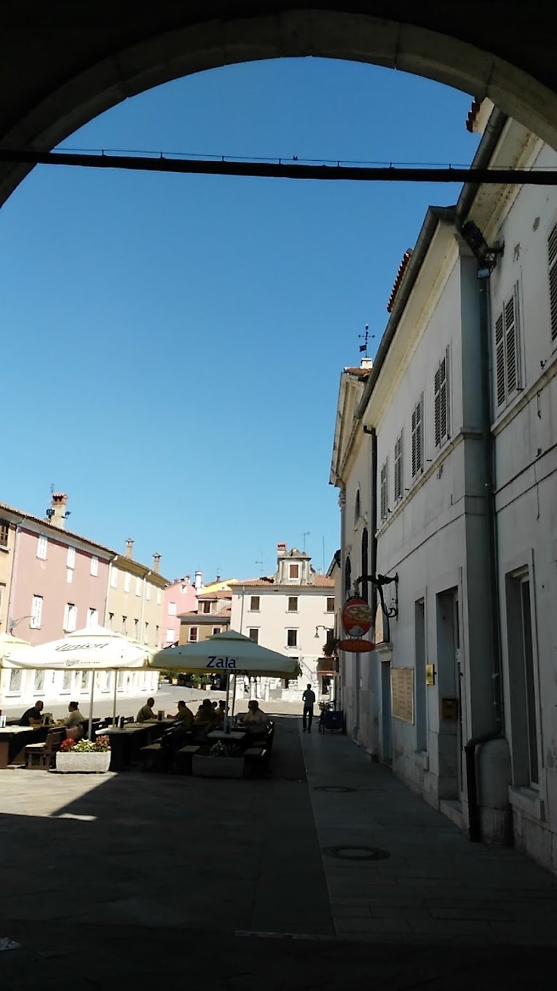 Cerkev svetega Bassa / Chiesa di San Basso - dodatna slika