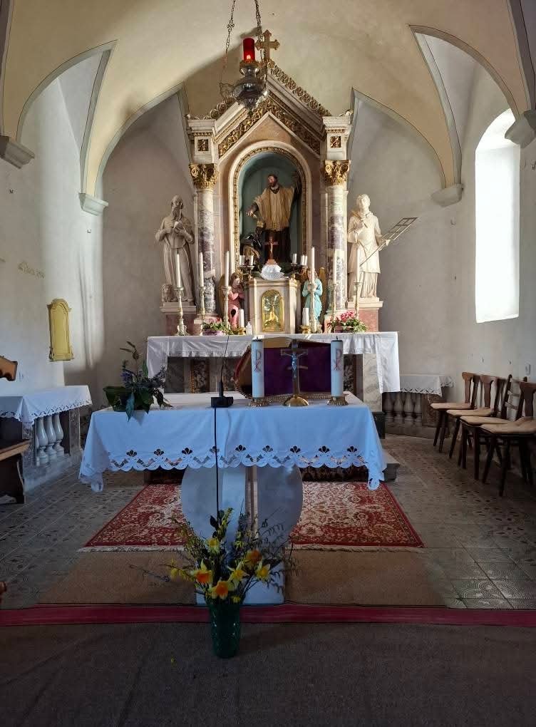 Cerkev svetega Frančiška Ksaverija - dodatna slika