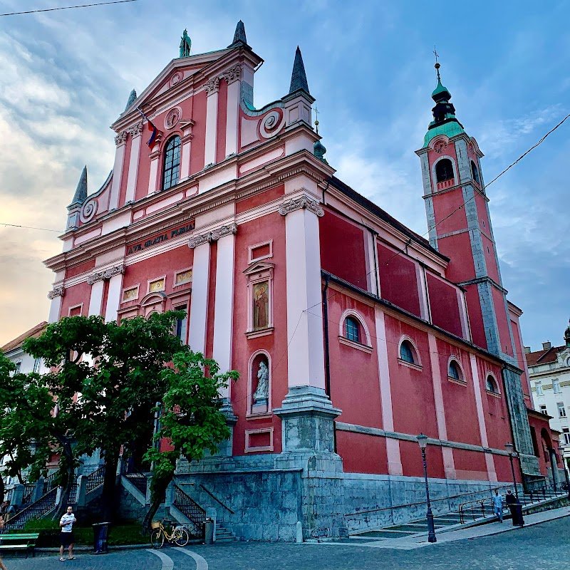 Grajska kapela sv. Jurija