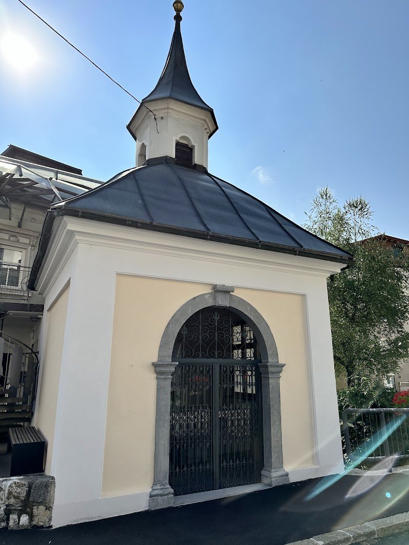 Kapelica sv. Janeza Nepomuka - dodatna slika