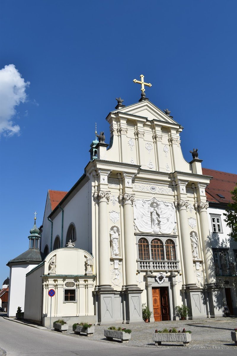 Kraljestvena dvorana Jehovovih prič - dodatna slika