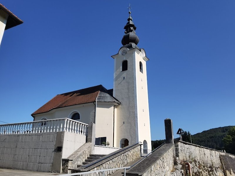 Župnijska cerkev Marije Brezmadežne