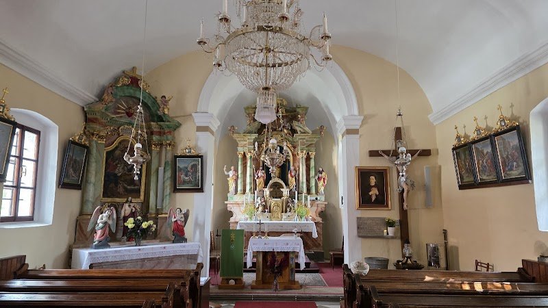 Župnijska cerkev Marije Snežne