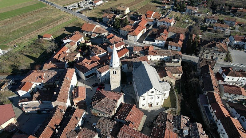 Župnijska cerkev Sv. Vida