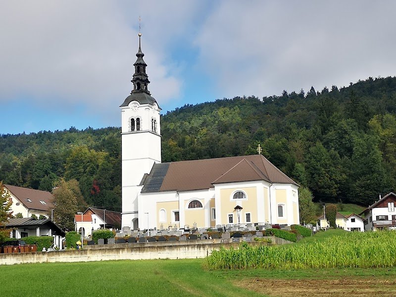 Župnijska cerkev sv. Antona Puščavnika