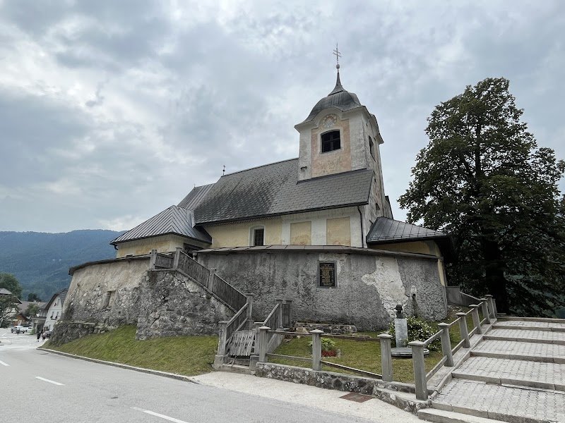 Župnijska cerkev sv. Duha