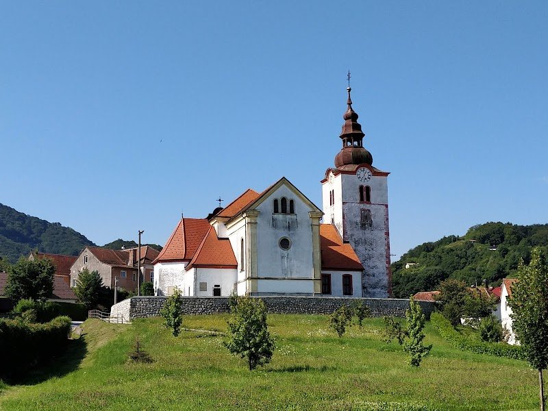 Župnijska cerkev sv. Križa