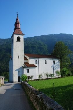 Župnijska cerkev sv. Trojice